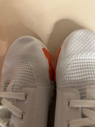 Tenis Hermes Paris Blancos y Naranja