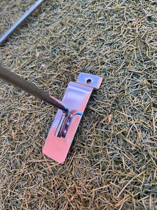 Ganchos metálicos para tienda