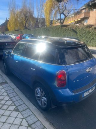 MINI Countryman 2011