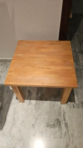 Mesa de madera 58x58