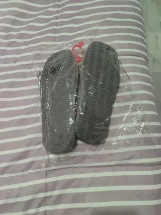 Zapatillas de casa grises talla 43