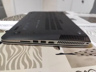 Portátil HP ENVY 15 Argento e Nero