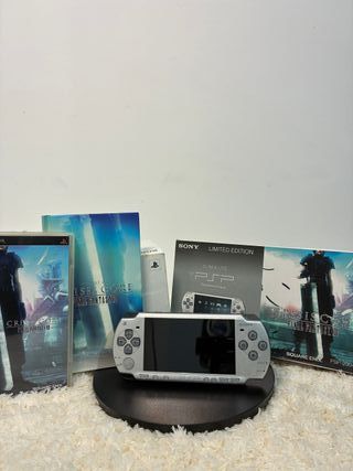 PSP Slim & Lite Crisis Core: Final Fantasy VII