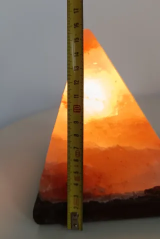 Lámpara Sal Himalaya Piramidal