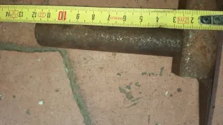 Herramienta de metal oxidada