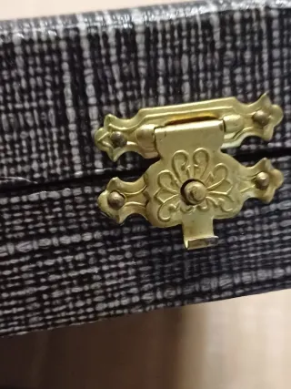 Estuches de cubiertos tela gris y blanco