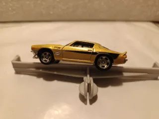 hot wheels camaro rs '70