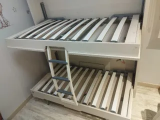 Litera abatible doble hecha a medida.