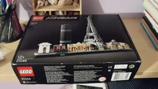 LEGO Architecture Paris 21044