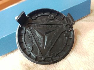 Tapabujes Mercedes Benz llanta 75mm