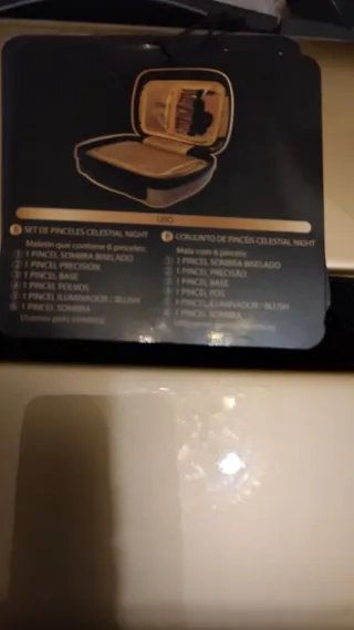 Neceser Rígido Deliplus con 6 Brochas