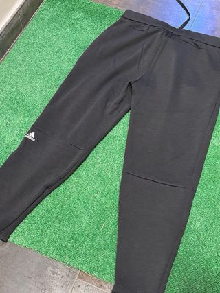 Pantalón Adidas Negro Talla L