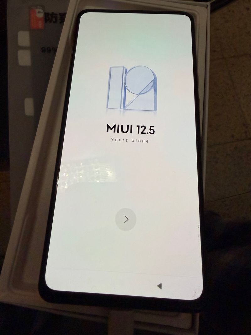 Xiaomi Mi 9T Pro con Camara frontal retractil.