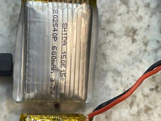 Dron Predator Negro y Rojo con camara wifi