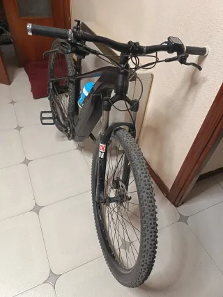 Bicicleta eléctrica marca Orbea