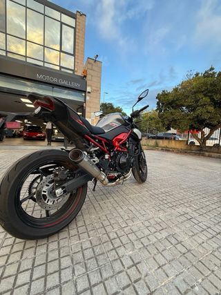 Kawasaki Z900 A2 2025