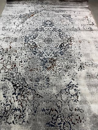 Alfombra Persa Gris y Blanca