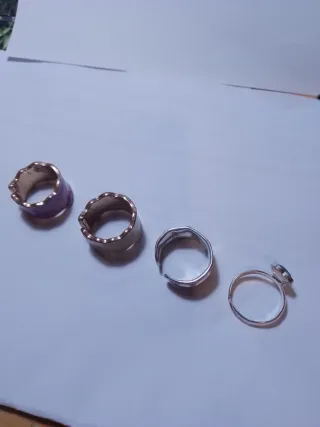 Pack 4 Anillos Ajustables. Bisutería