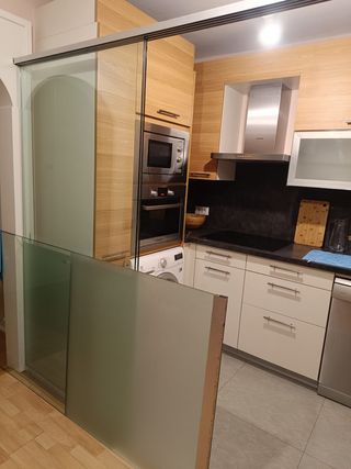 Puerta corredera cristal con riel