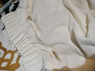 Cortina muy buena calidad ,beige grande con ribete