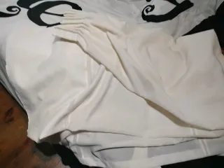 Cortina muy buena calidad ,beige grande con ribete