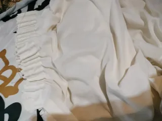 Cortina muy buena calidad ,beige grande con ribete