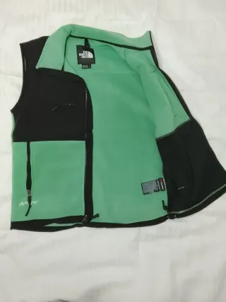 Chaleco The North Face Negro y Verde