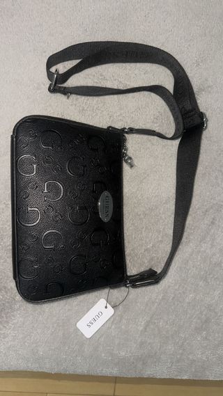 Bolso Negro Guess