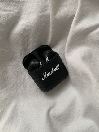 Auriculares Marshall Blancos