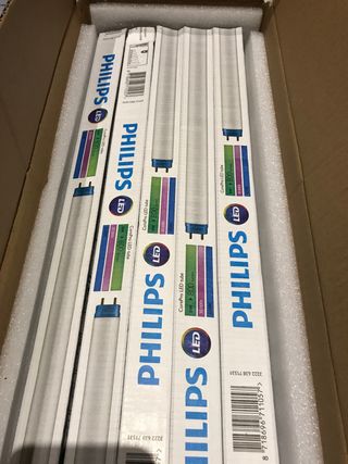 Philips florecente led 8W 6500K de 60CM 5 € la uni