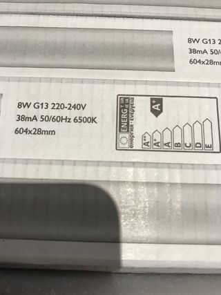 Philips florecente led 8W 6500K de 60CM 5 € la uni