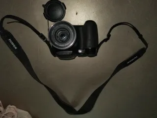 Cámara Fujifilm Finepix S5800