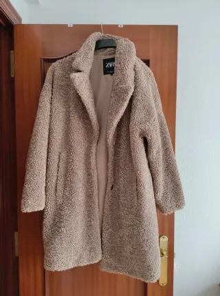 Abrigo Zara Borreguito Beige marrón
