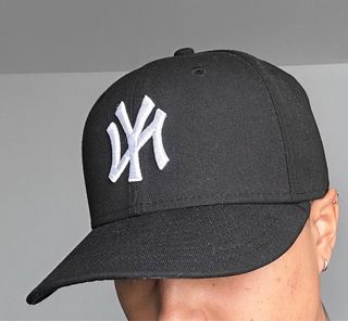 Gorra New York Yankees Negra Logo Blanco