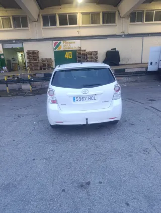 Coche familiar con 7 plazas