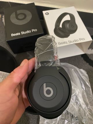 Auriculares Beats Studio Pro Negros Nuevos