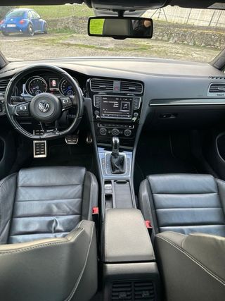 Volkswagen Golf VII R300