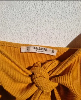 Body Pull&Bear amarillo con nudos
