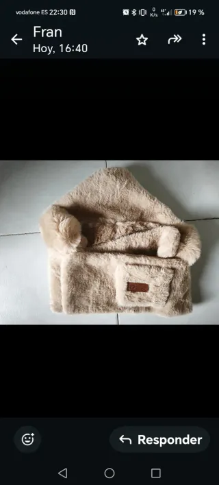 Gorro y bufanda de pelo sintético