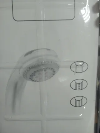 Soffione doccia con asta regolabile