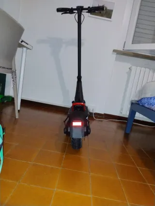 Monopattino Elettrico Motus Potente e affidabile