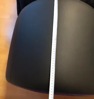 Diván Tantra Negro y Morado en perfecto estado.