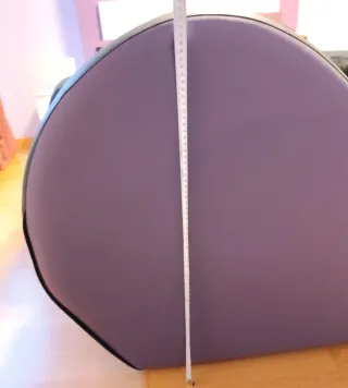 Diván Tantra Negro y Morado en perfecto estado.