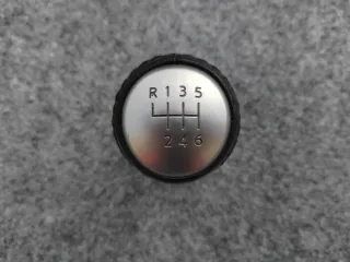 Pomo de cuero Nissan qashqai 2013