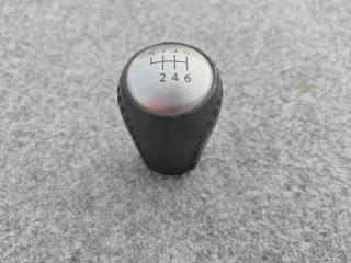 Pomo de cuero Nissan qashqai 2013