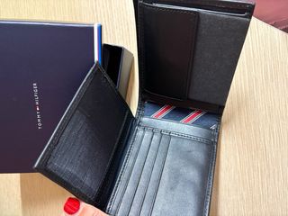 Cartera Tommy Hilfiger Negra