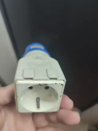 Enchufe industrial embarcación