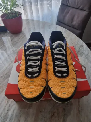 Nike Air Max Plus TN Laser Orange