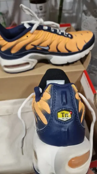 Nike Air Max Plus TN Laser Orange