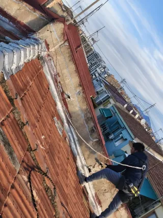 Tejados impermeabilizaciones, goteras y construcci